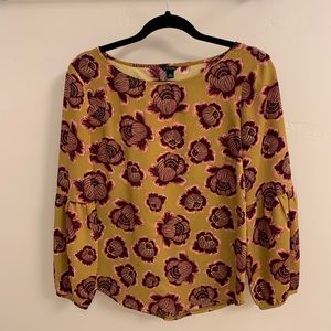 Ann Taylor Women’s Dress Shirt with Roses - XS